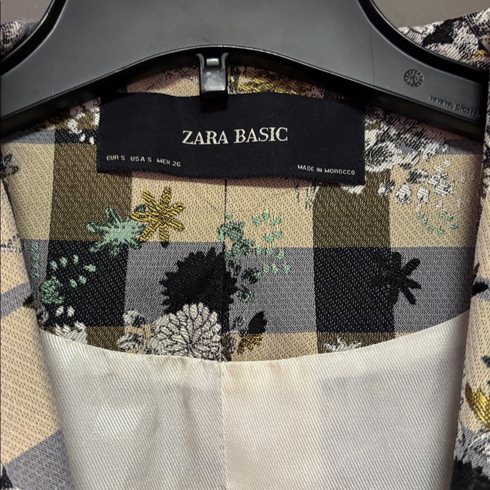 Zara Basic Beige Floral Patterned Suit - image 2